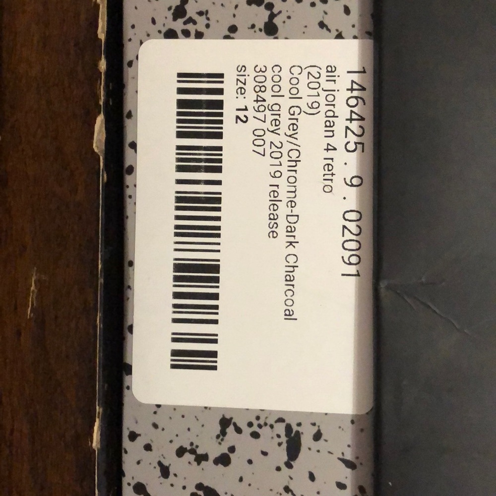 Air Jordan Retro 4’s PERFECT CONDITION! - Picture 8 of 8